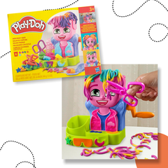 PLAY-DOH FODRÁSZSZALON GYURMA KÉSZLET